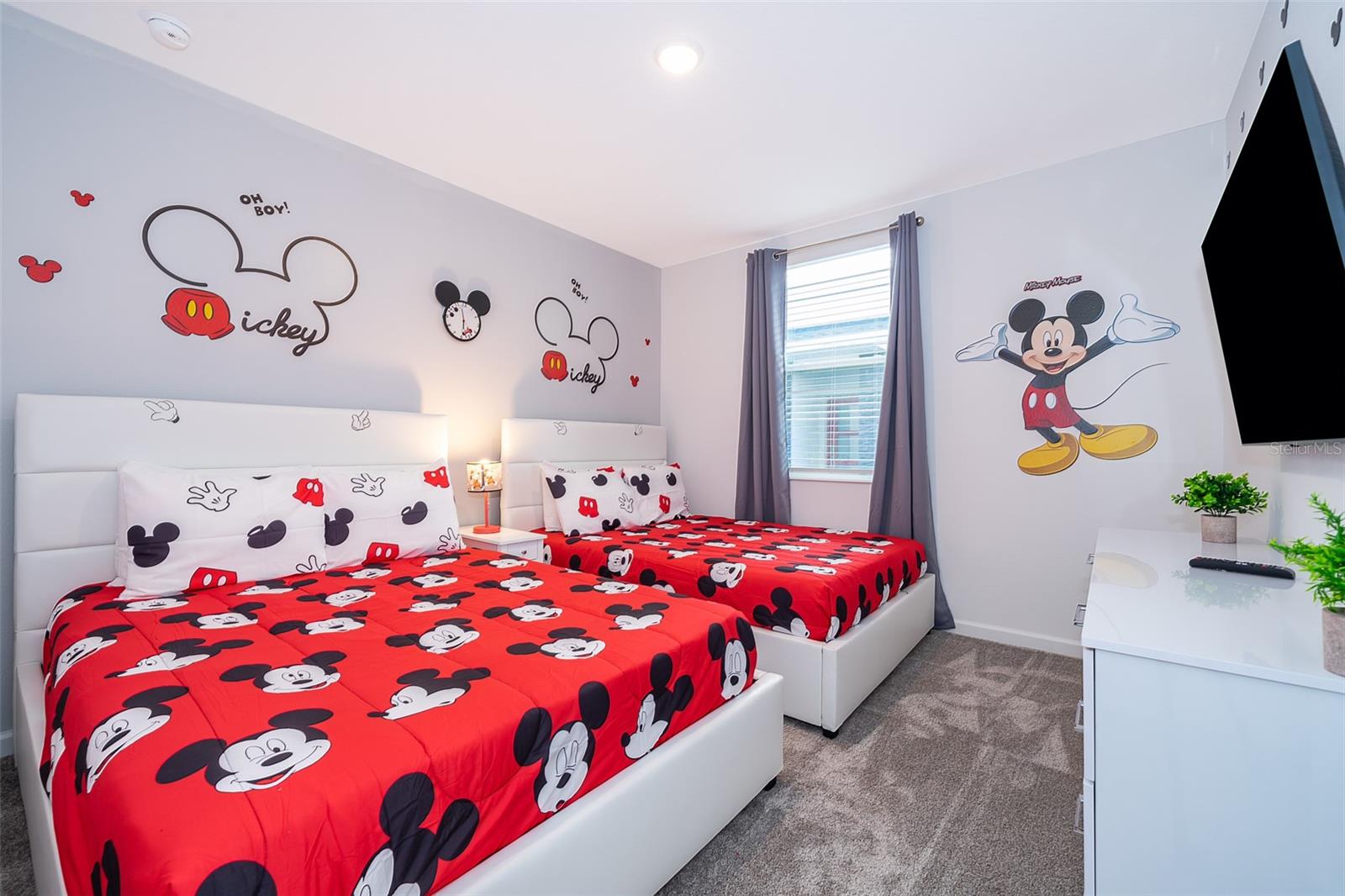 CHAMPIONSGATE CONDO 4 PH 24 - Residential Lease