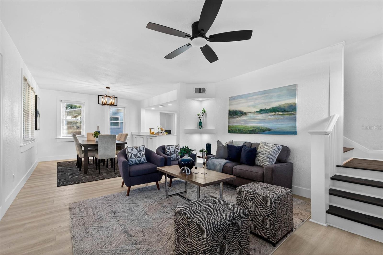 109 E LAMBRIGHT STREET