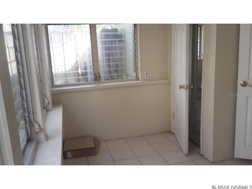 Pointer 01 - Residential