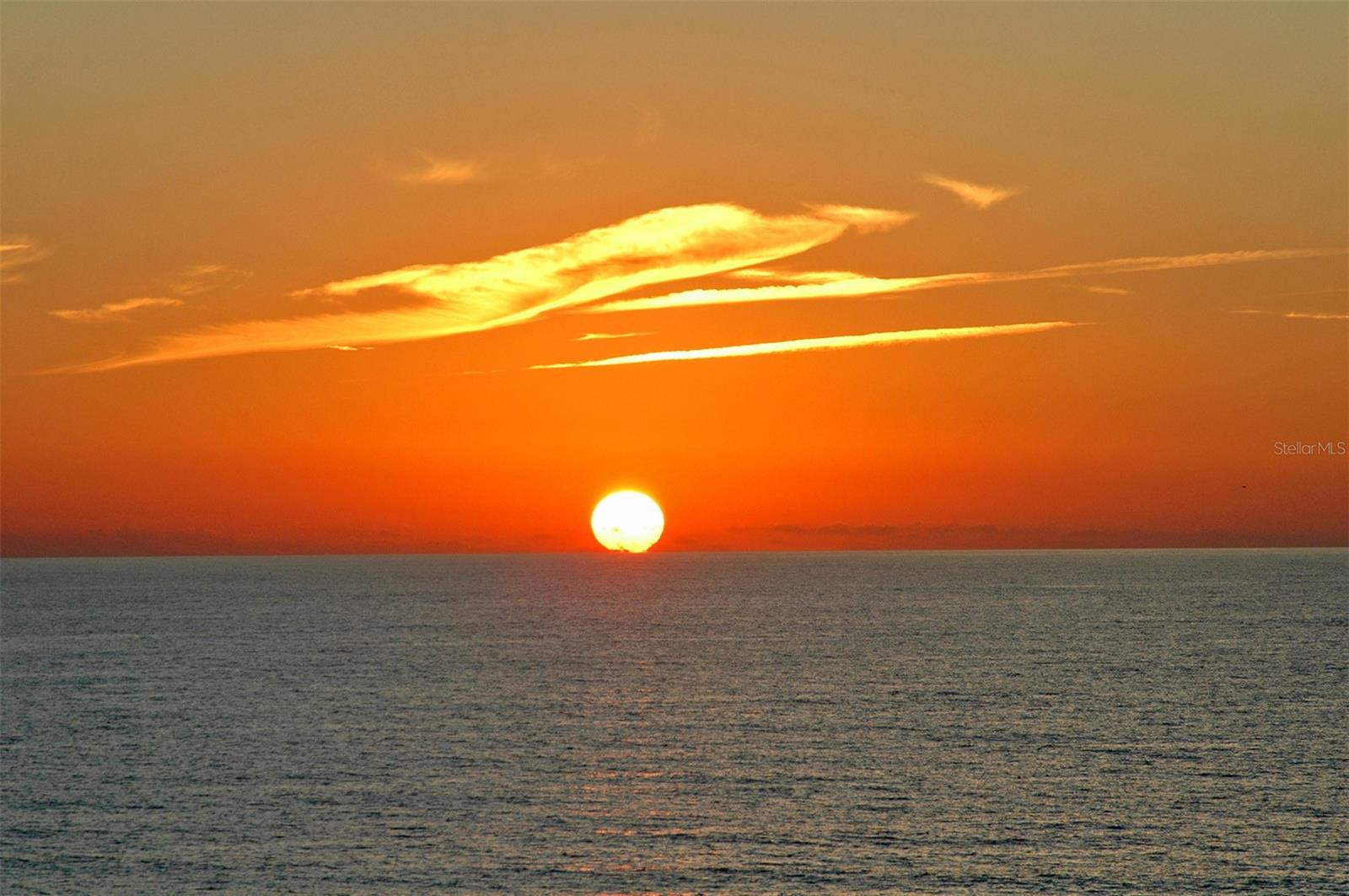 SUNNY SHORES - Residential