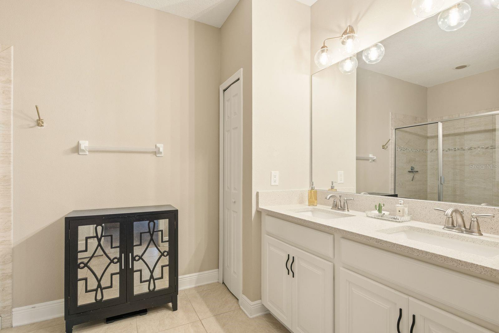 WEST LAKE TWNHMS PH 1 - Residential