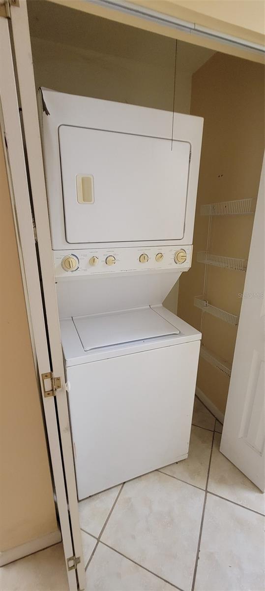 EDGEWATER CONDO APTS - Residential