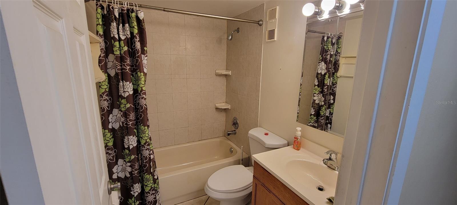 EDGEWATER CONDO APTS - Residential