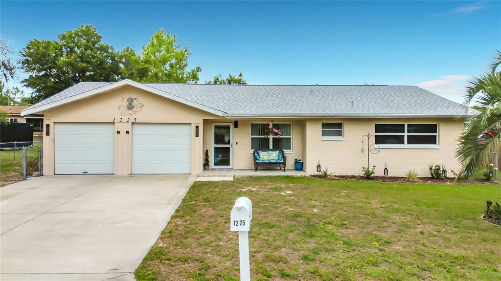 Photo of 1225 NE 2nd Street, Crystal River, FL 34429 (MLS # W7885259)