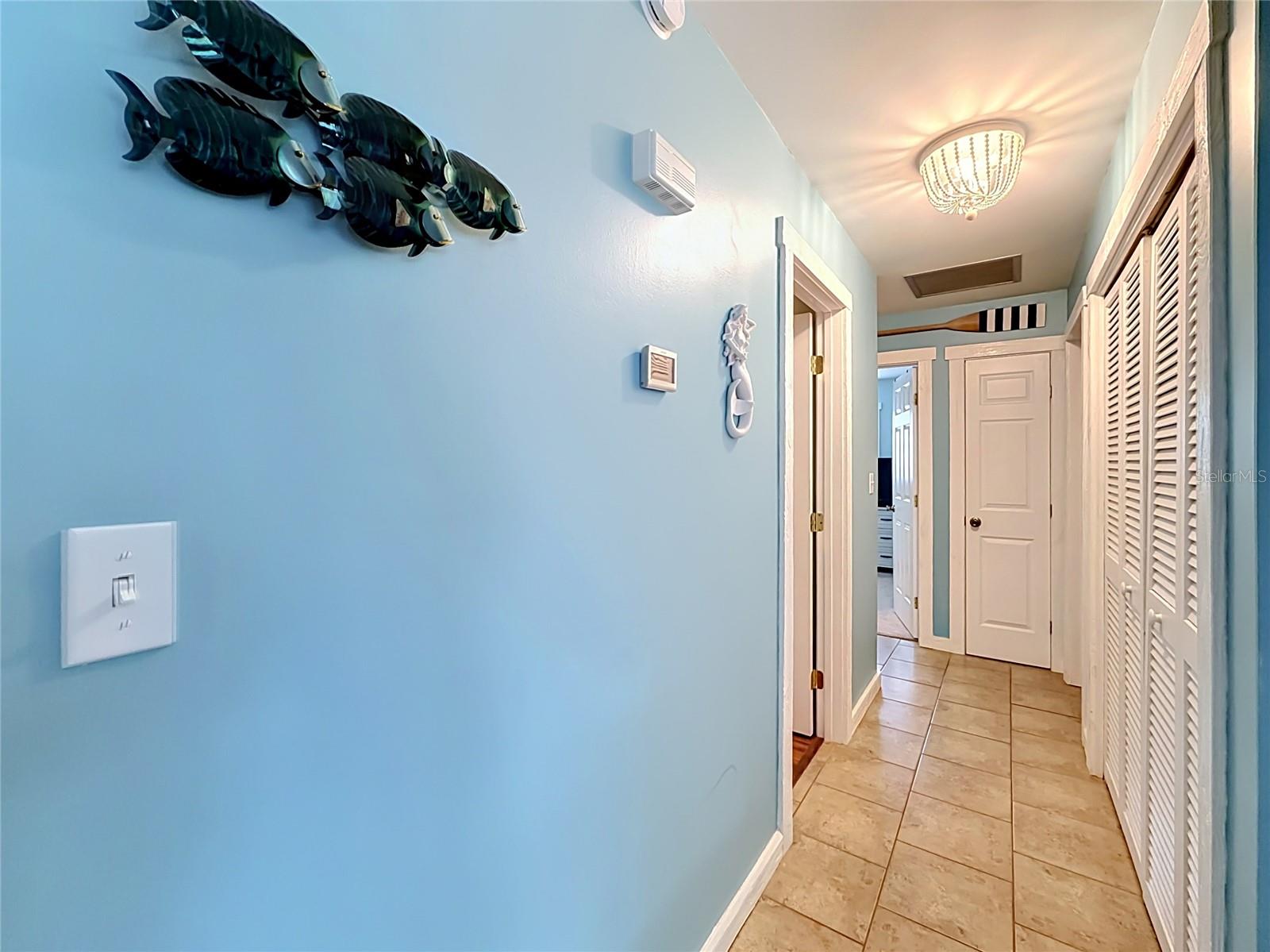 REPLAT OF CHARPIAS ADD - Residential