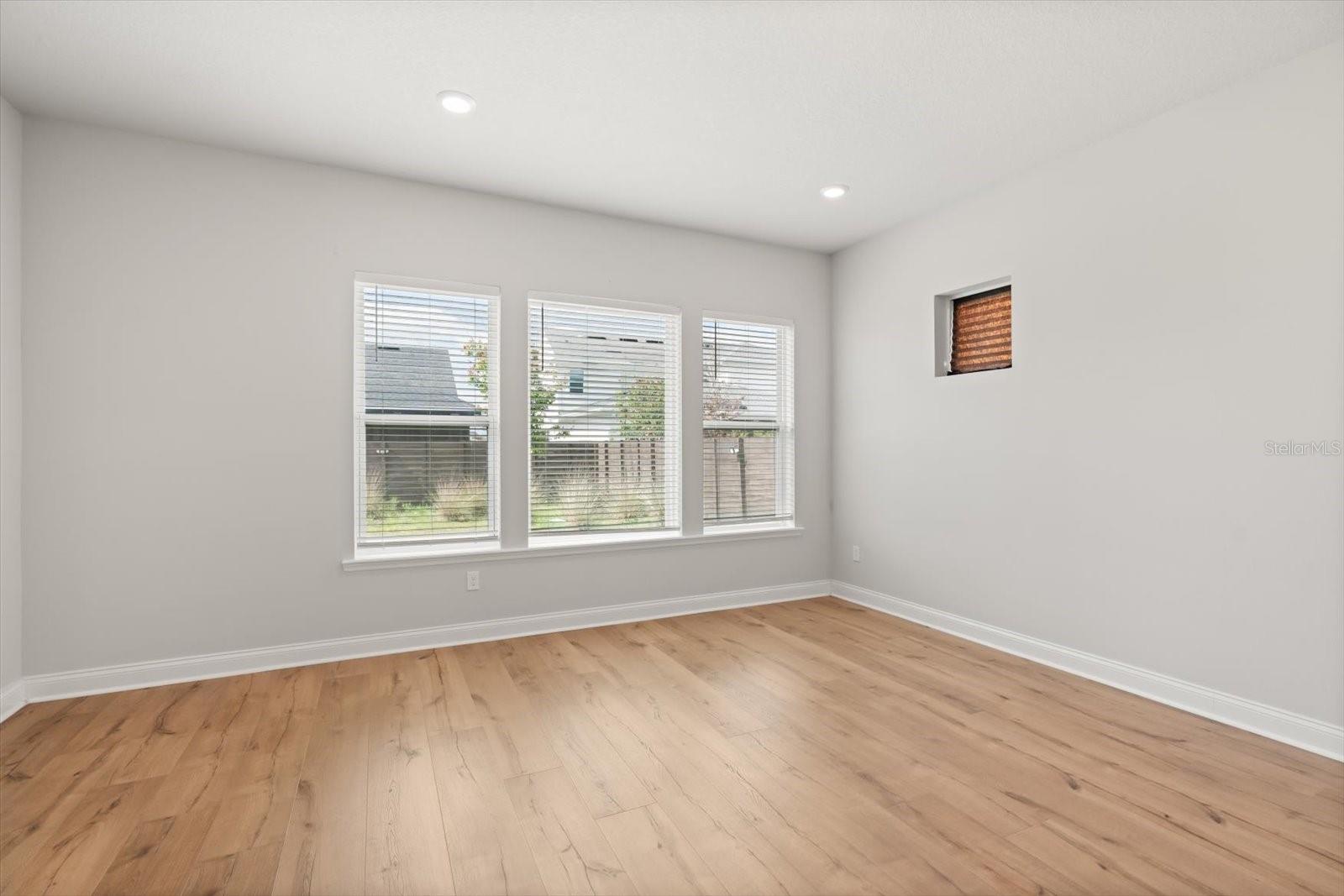 WESLYN PARK PH 2 - Residential