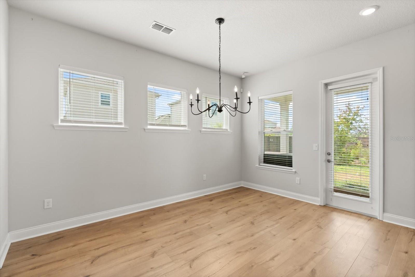 WESLYN PARK PH 2 - Residential