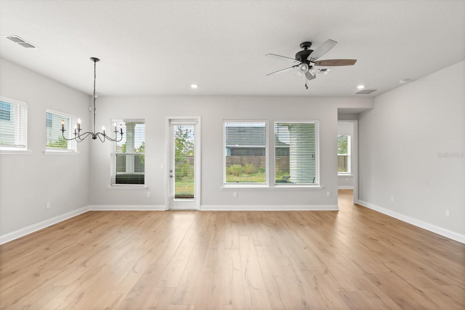 WESLYN PARK PH 2 - Residential