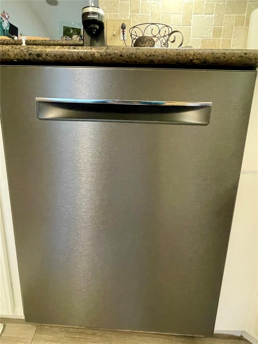 SUMMER TREES SOUTH PH 01 - Residential