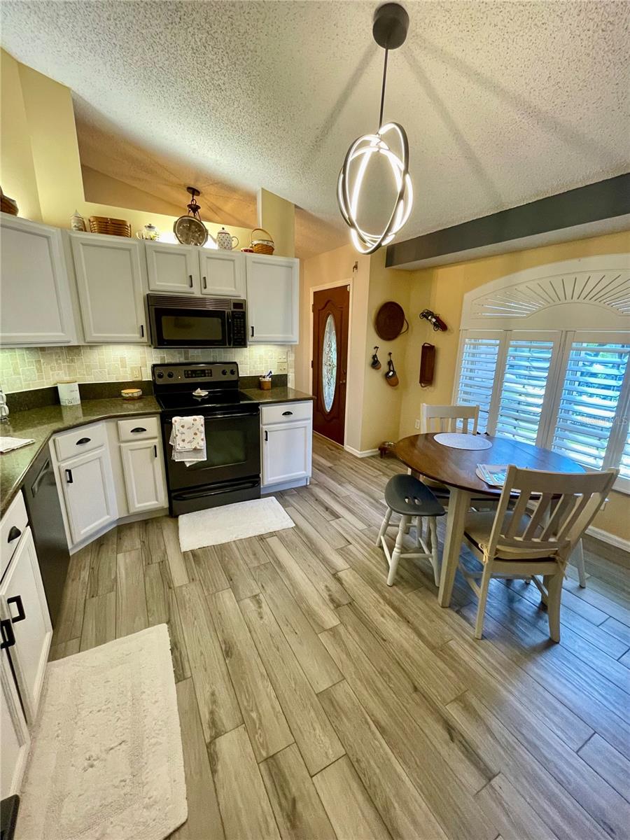 SUMMER TREES SOUTH PH 01 - Residential