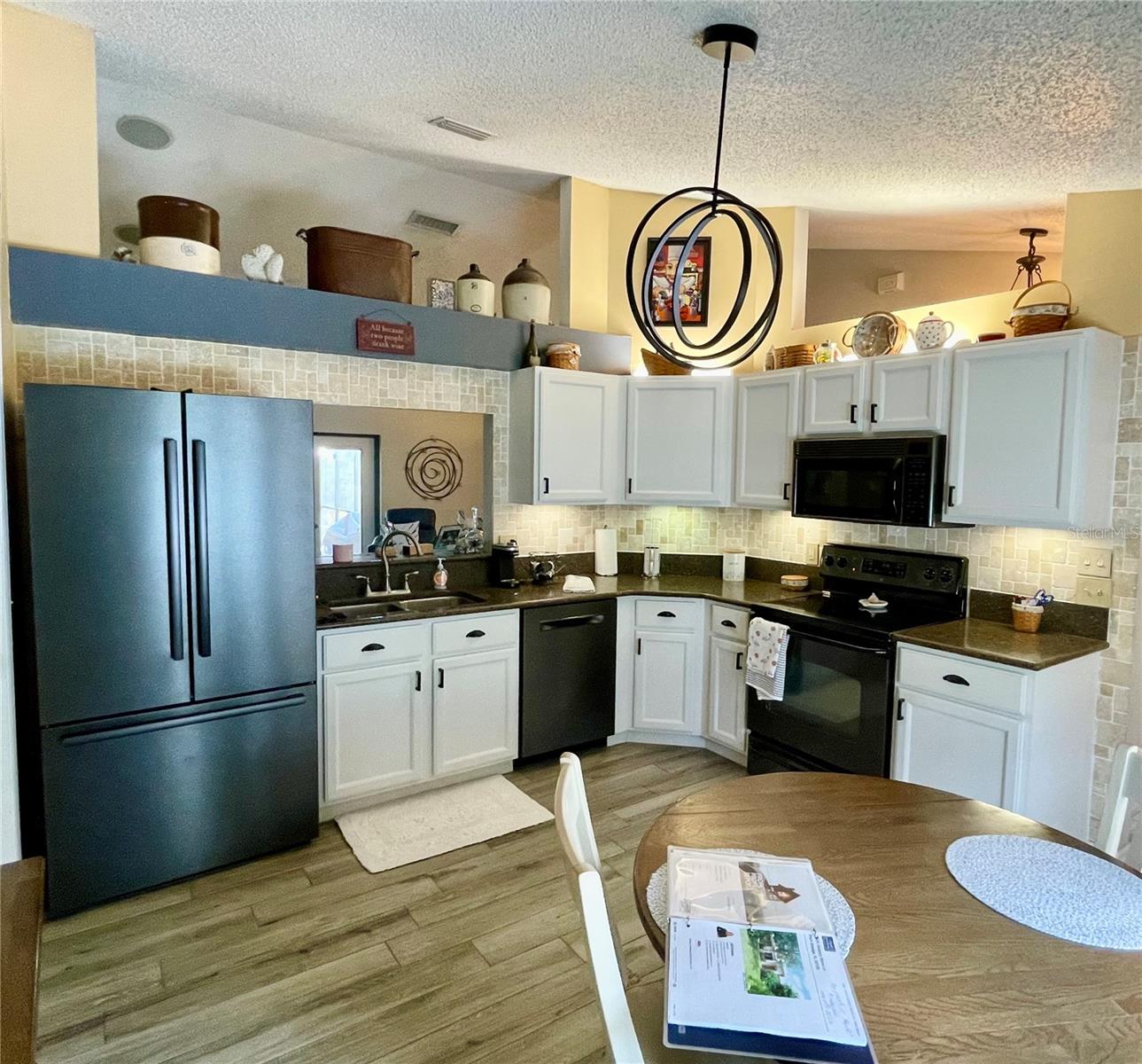 SUMMER TREES SOUTH PH 01 - Residential