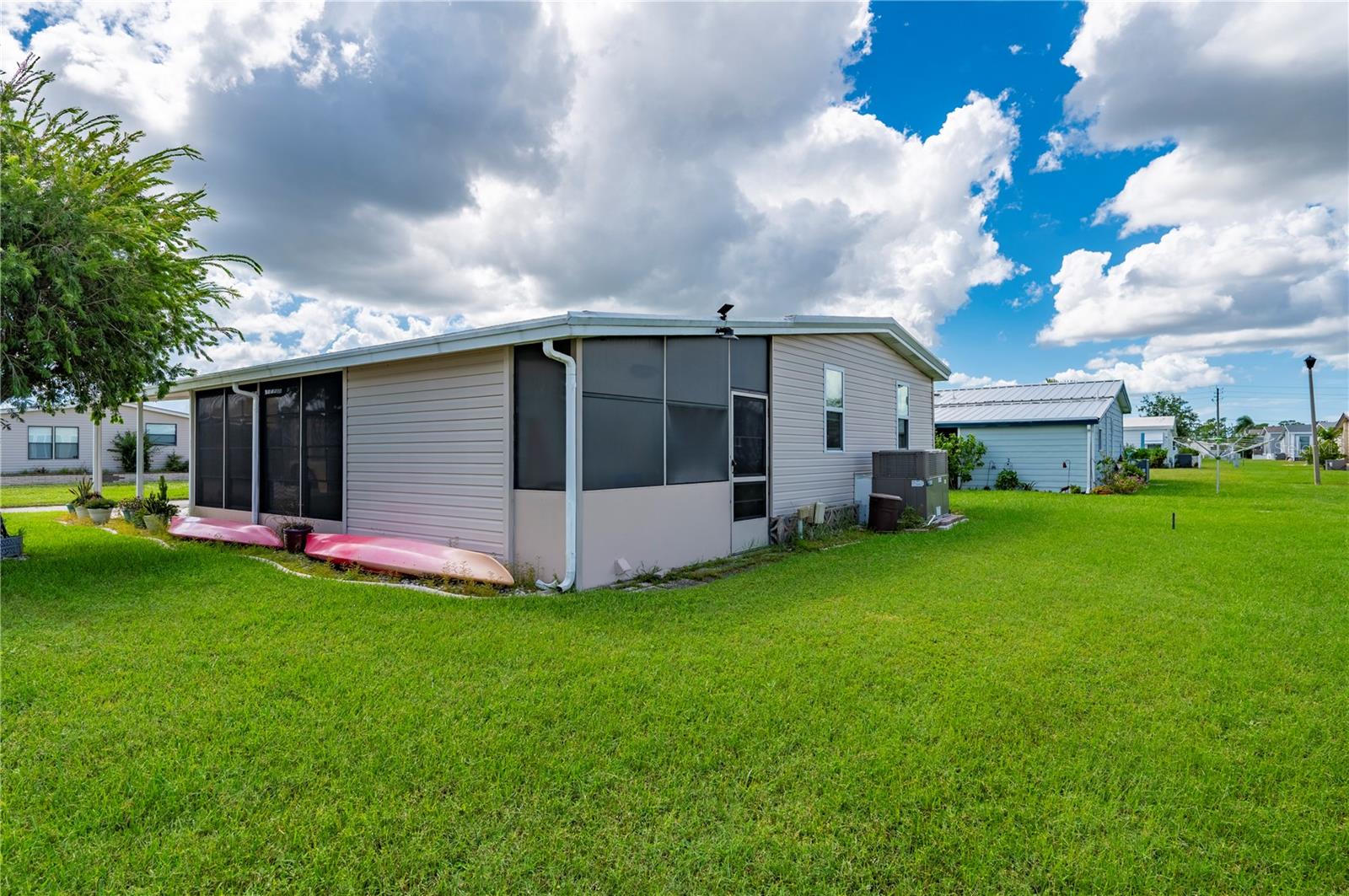HARBOR ISLES III - Residential