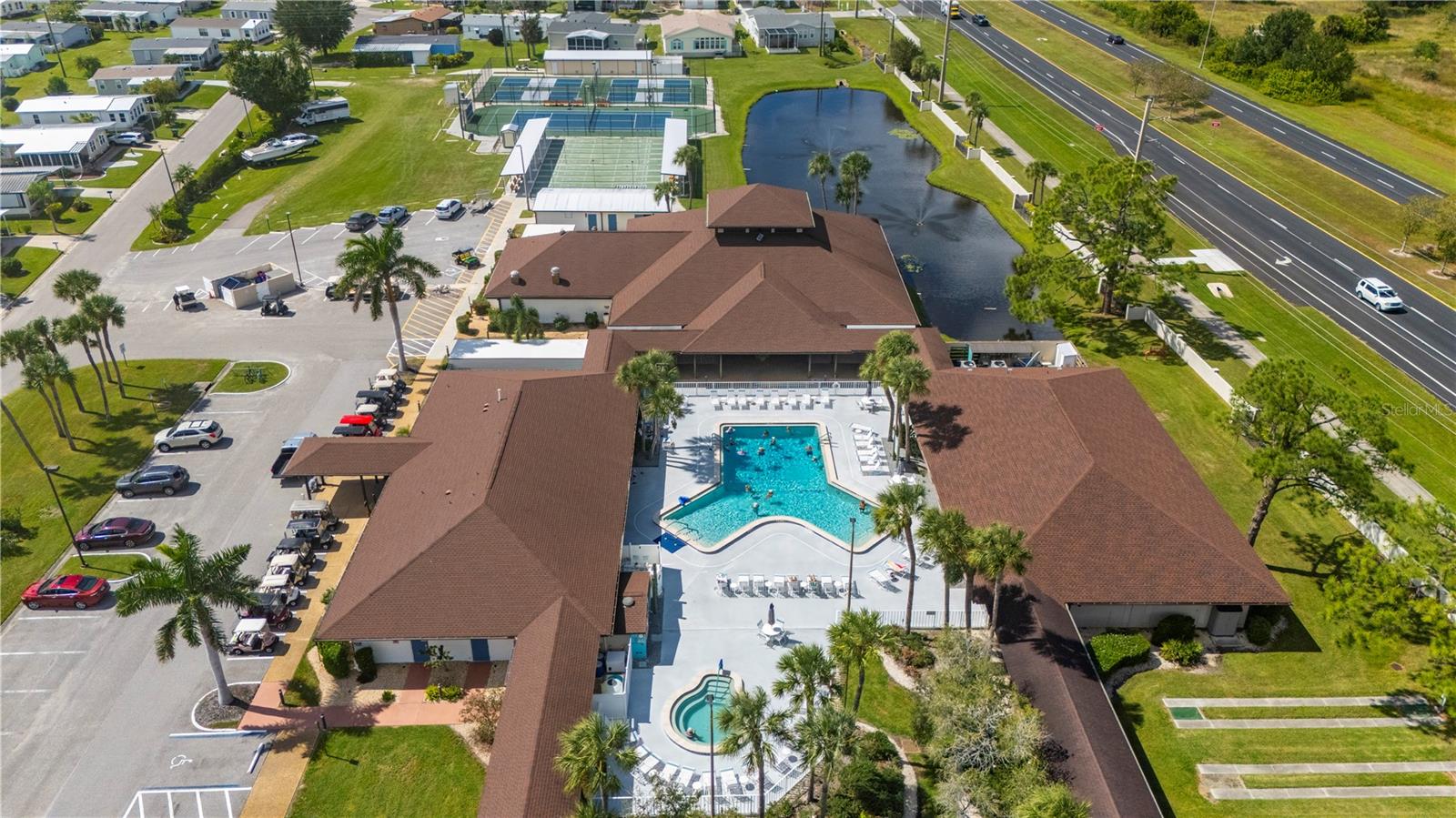 HARBOR ISLES III - Residential