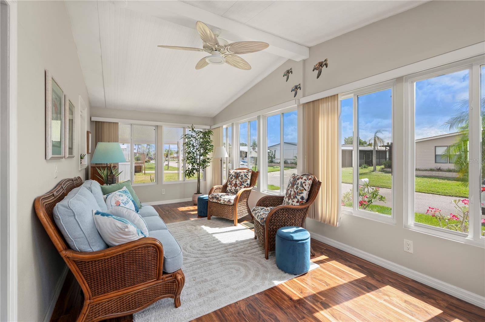 HARBOR ISLES III - Residential