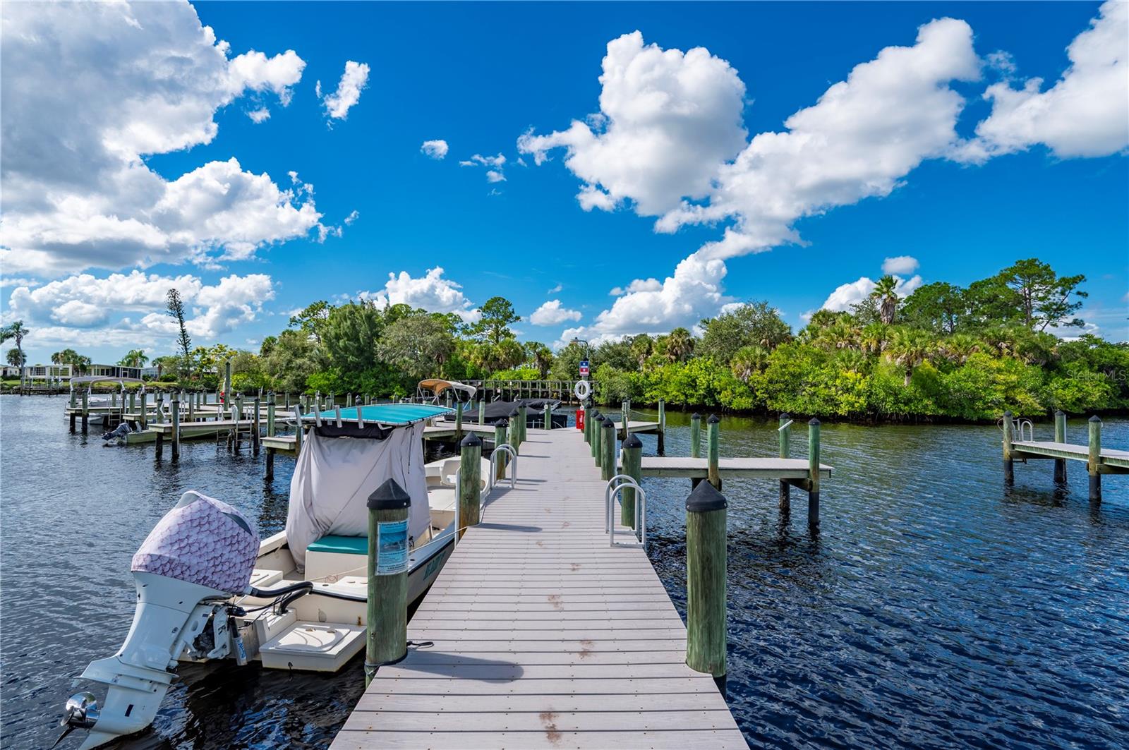 HARBOR ISLES III - Residential