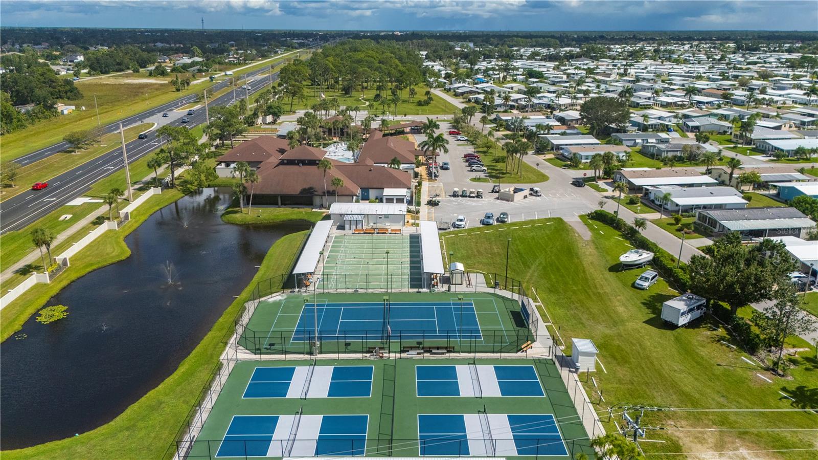 HARBOR ISLES III - Residential