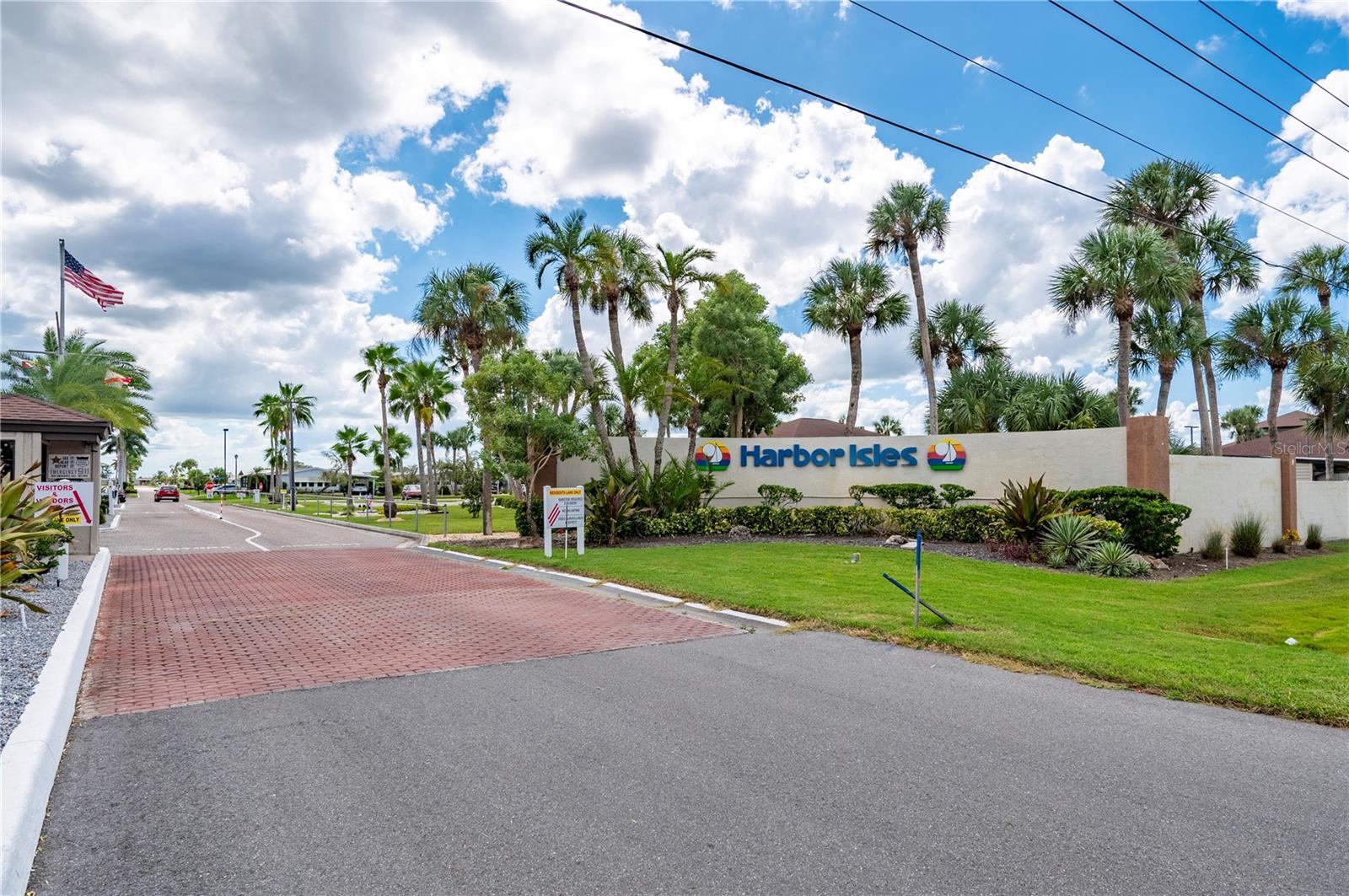 HARBOR ISLES III - Residential