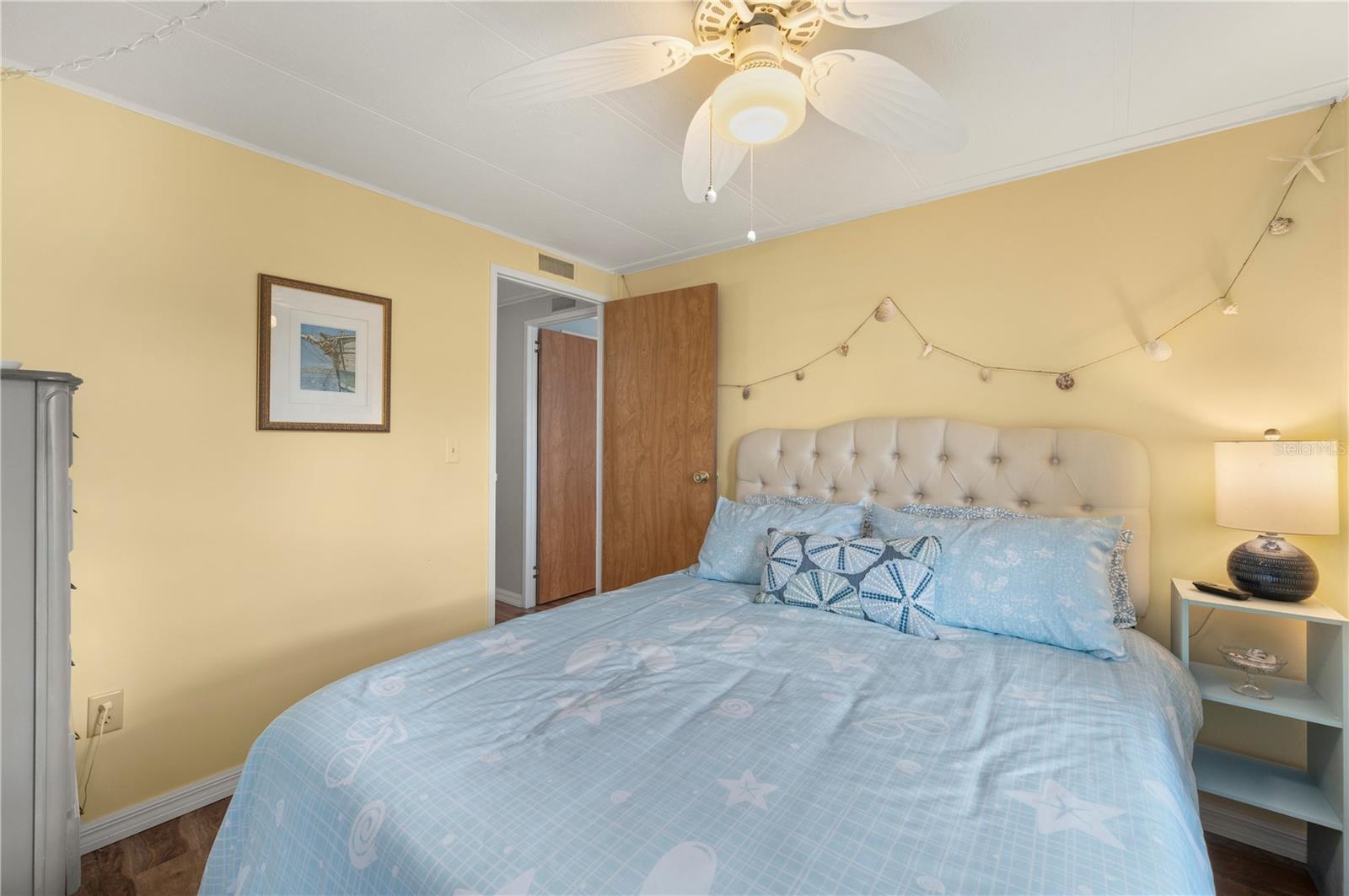 HARBOR ISLES III - Residential