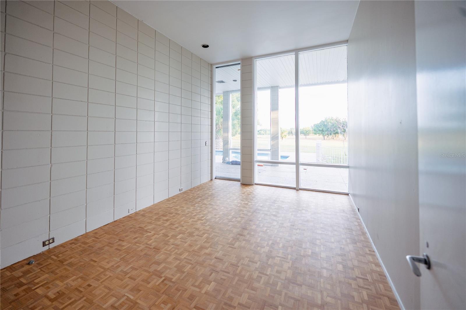 HIGHLAND PARK SUB - Residential