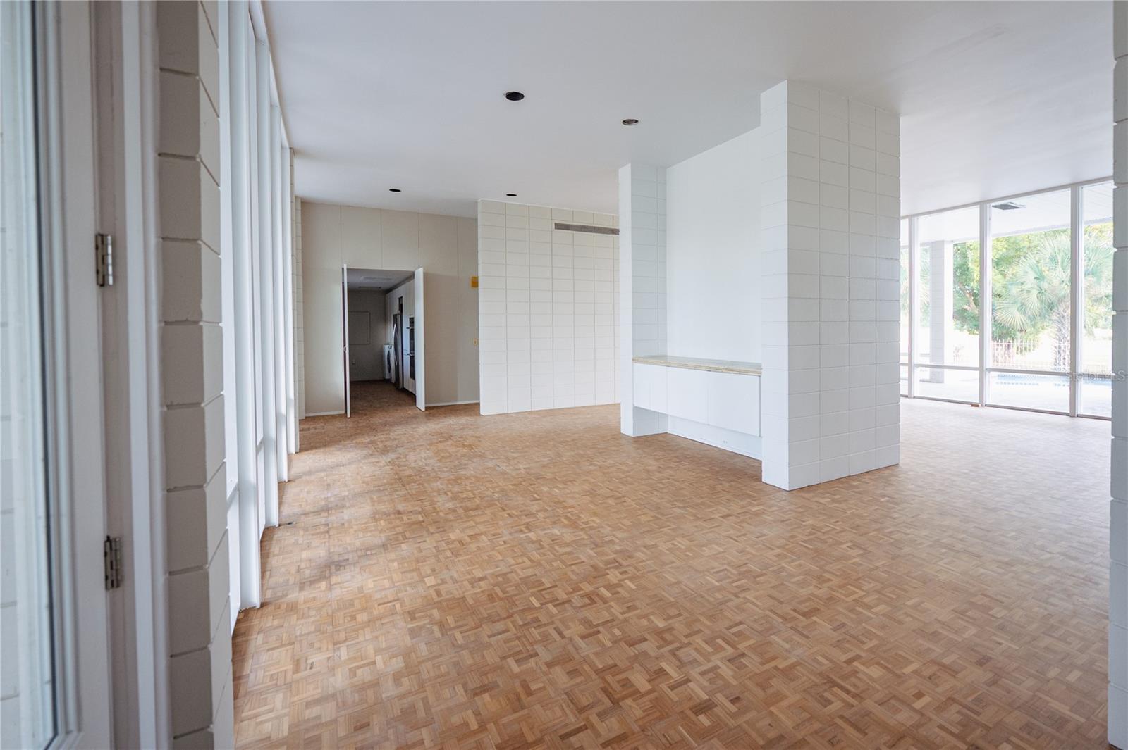 HIGHLAND PARK SUB - Residential