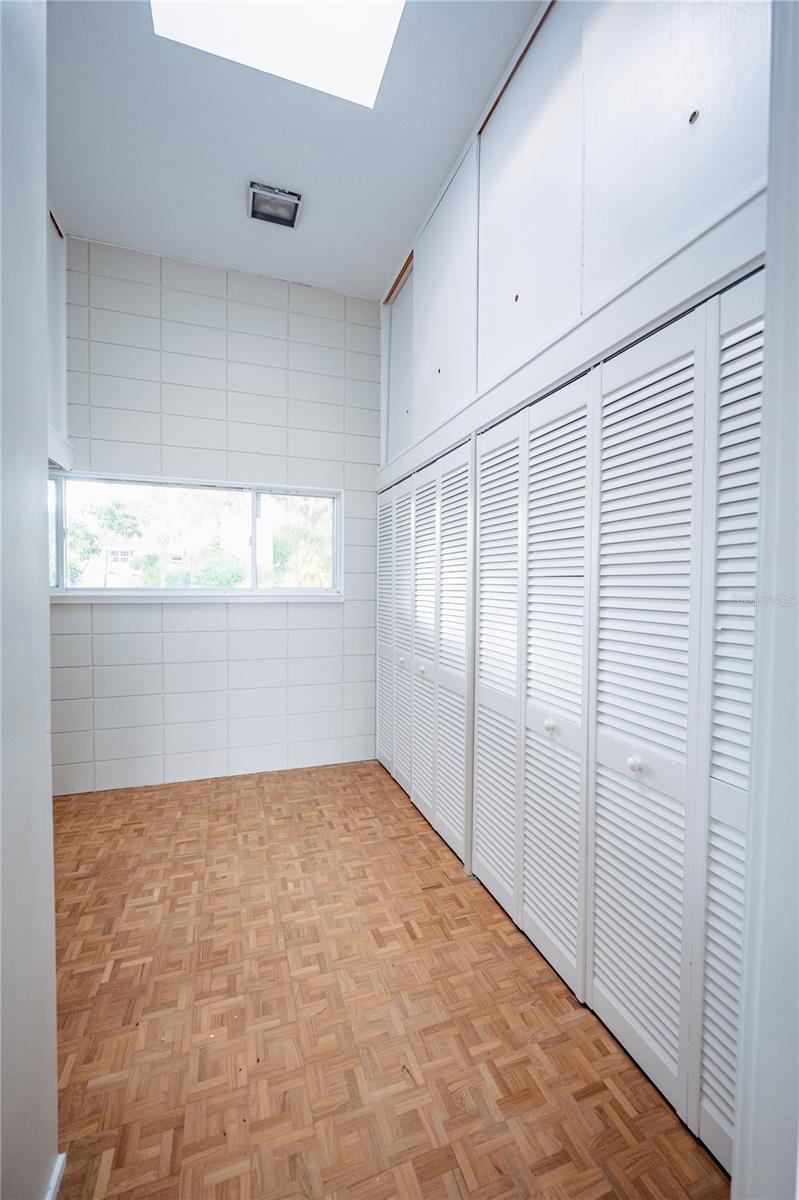 HIGHLAND PARK SUB - Residential