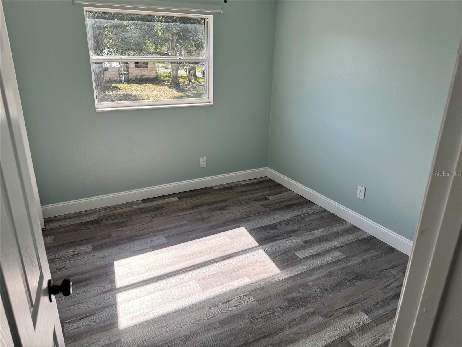 IMPERIAL ESTATES - Residential Lease