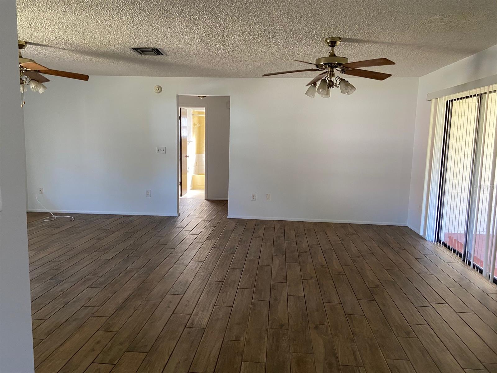 Wildwood Unit 01 - Residential Lease