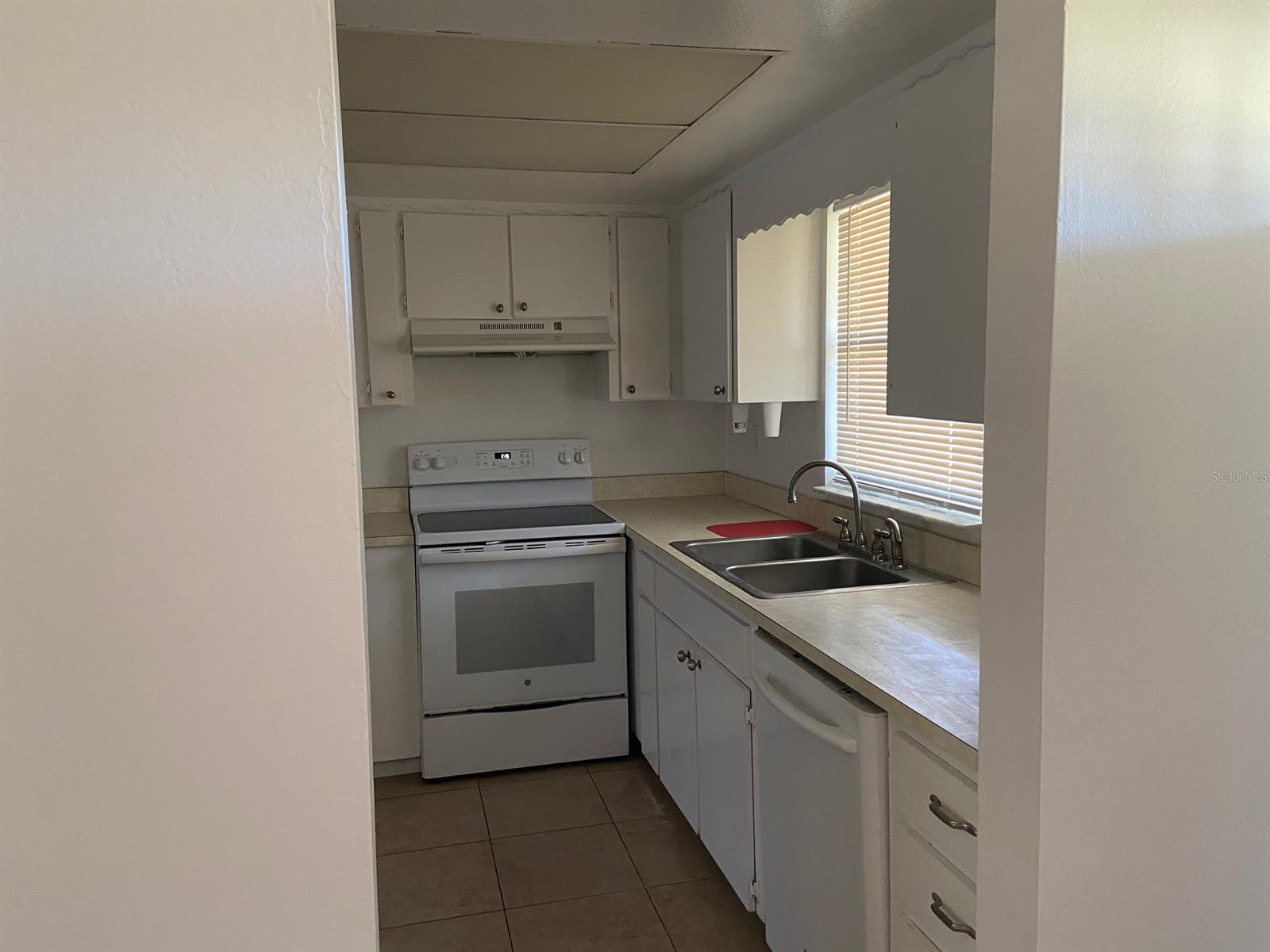 Wildwood Unit 01 - Residential Lease