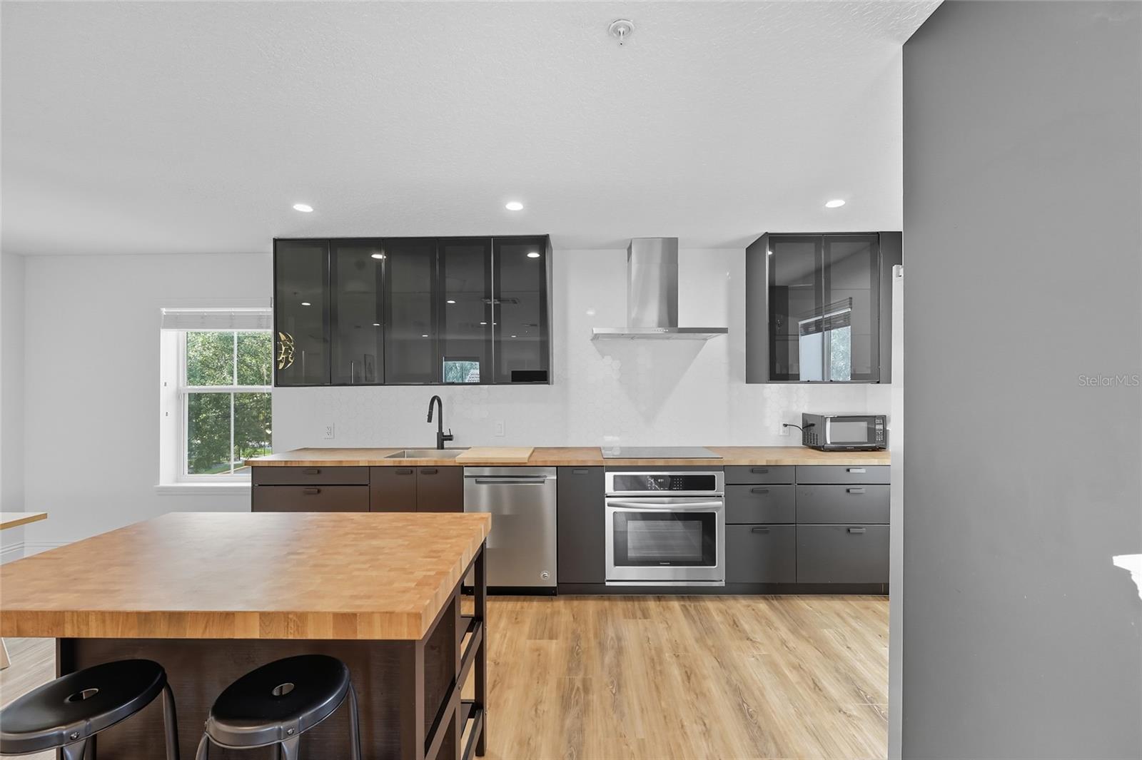 BALDWIN PARK - Residential Lease