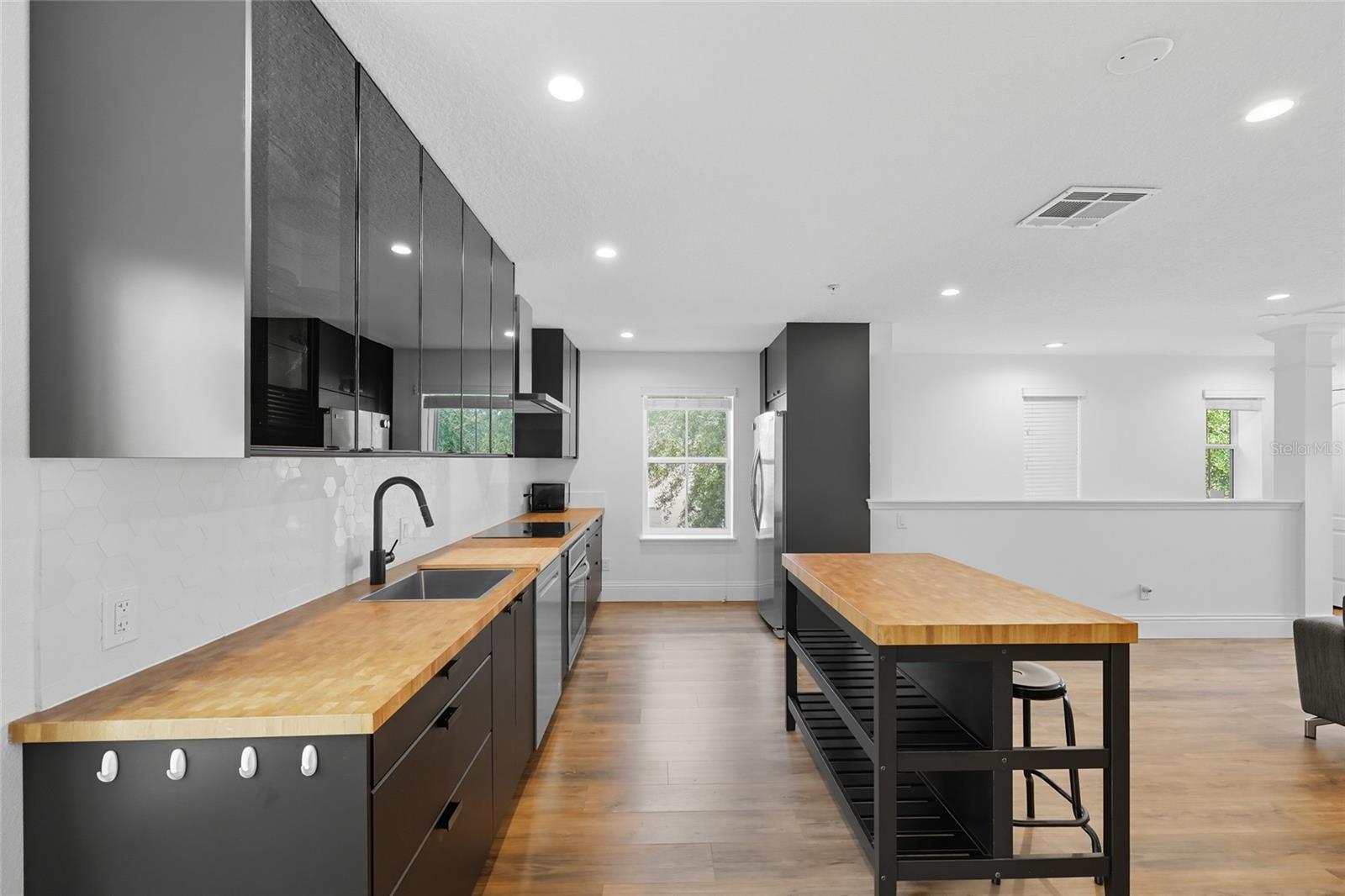 BALDWIN PARK - Residential Lease