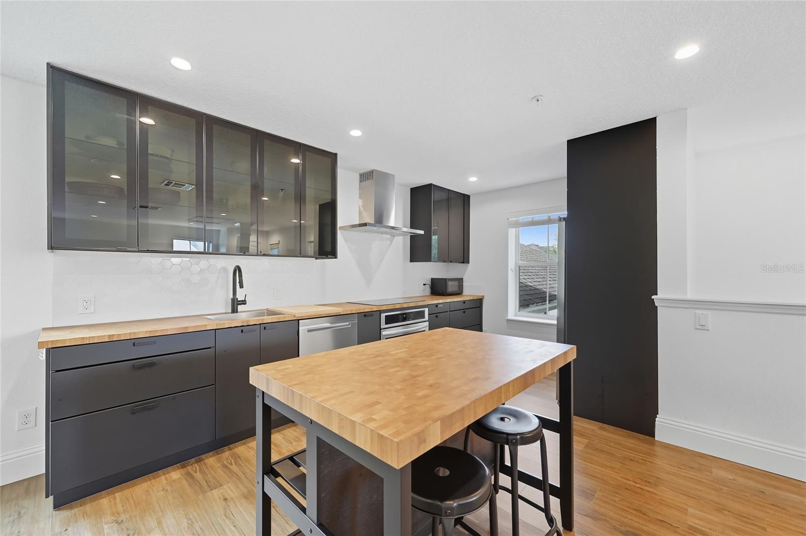 BALDWIN PARK - Residential Lease