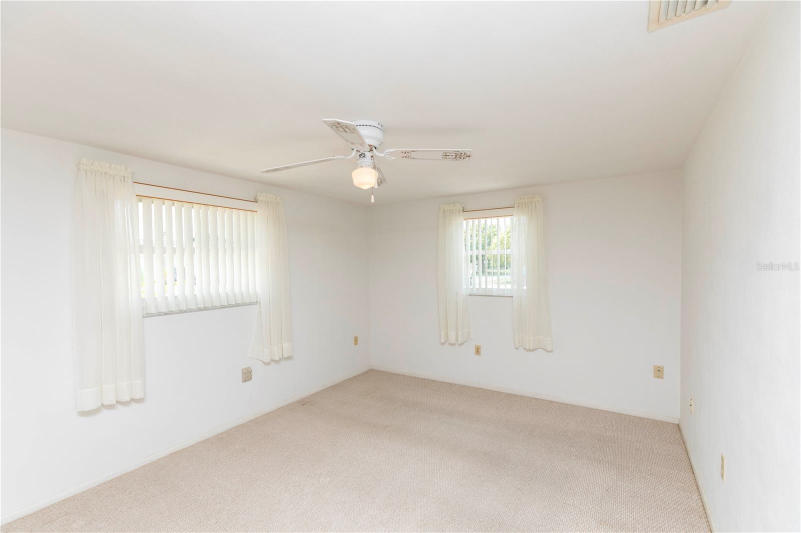 PALM TERRACE GARDENS - Residential