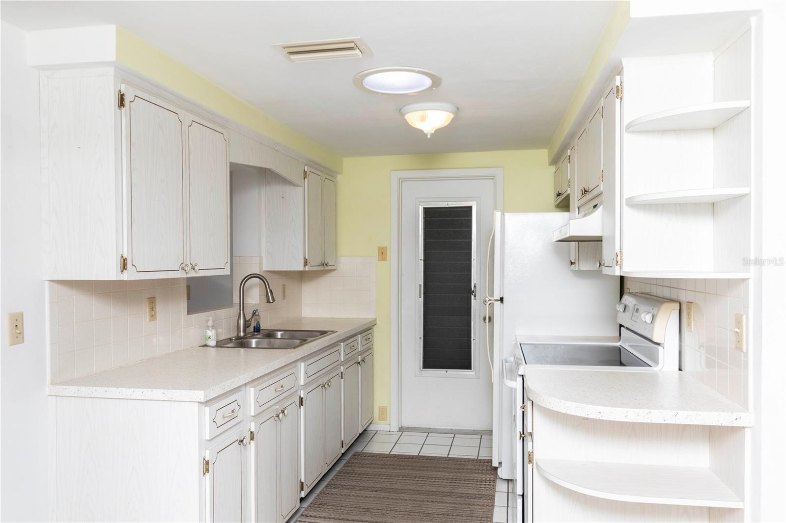 PALM TERRACE GARDENS - Residential