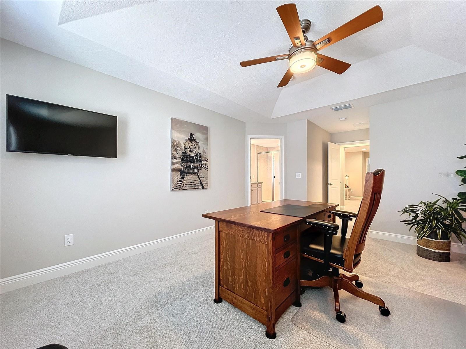 LAKESHORE PRESERVE - Residential