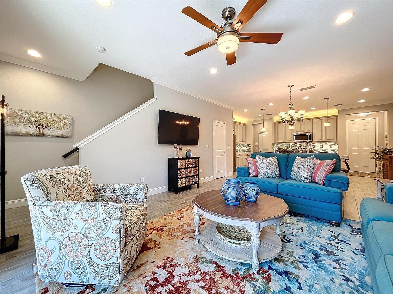 LAKESHORE PRESERVE - Residential