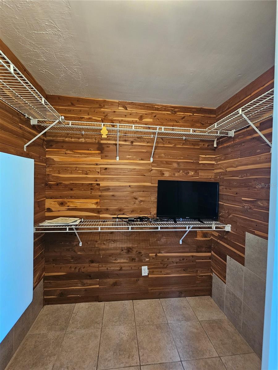 PINE RIDGE ESTATES - Residential