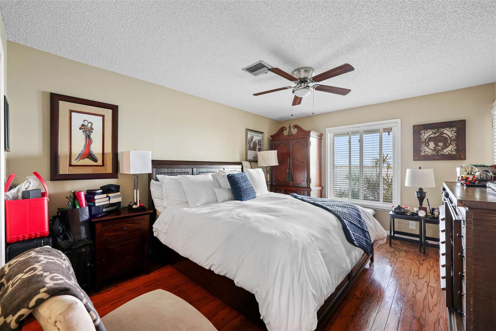 HIDDEN BAY VILLAS CONDO - Residential