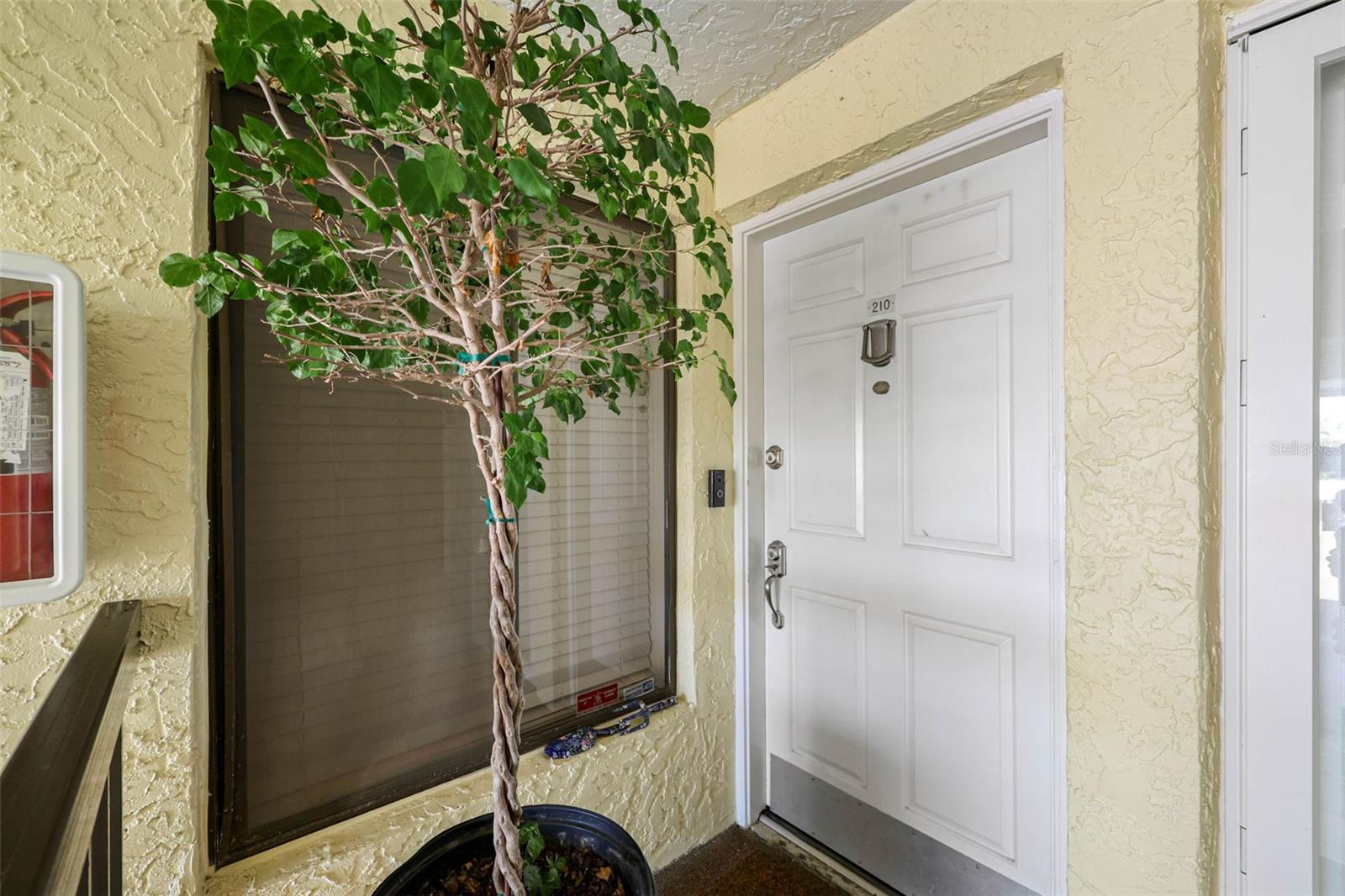 HIDDEN BAY VILLAS CONDO - Residential