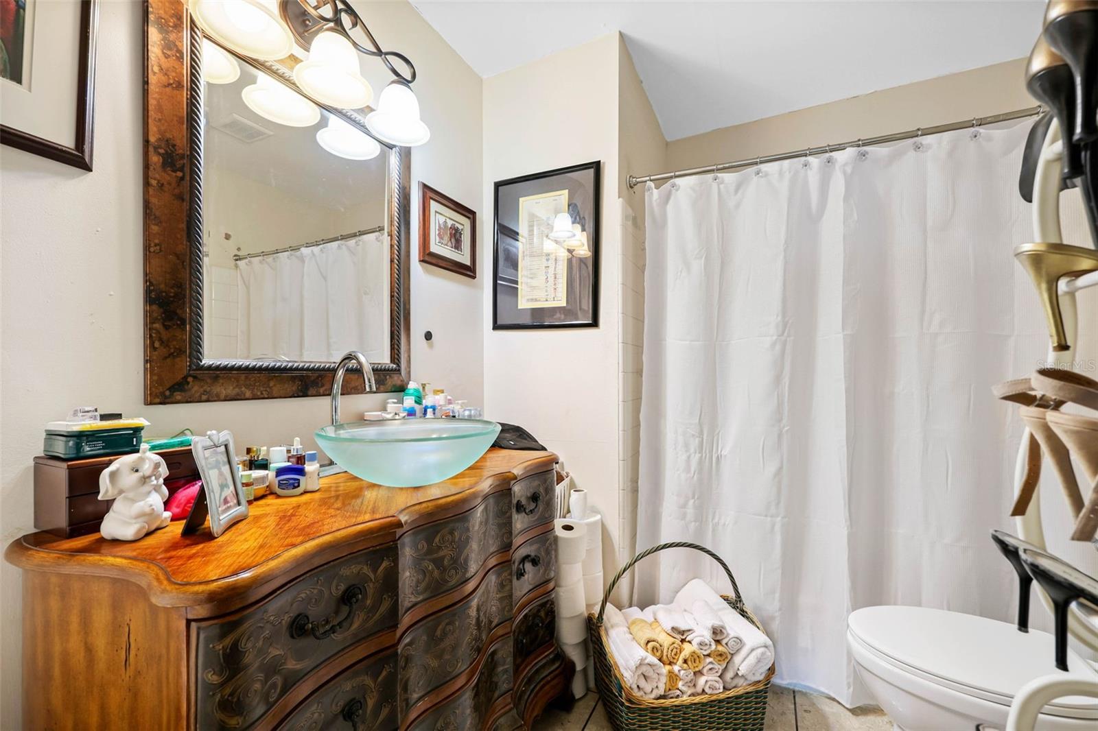 HIDDEN BAY VILLAS CONDO - Residential