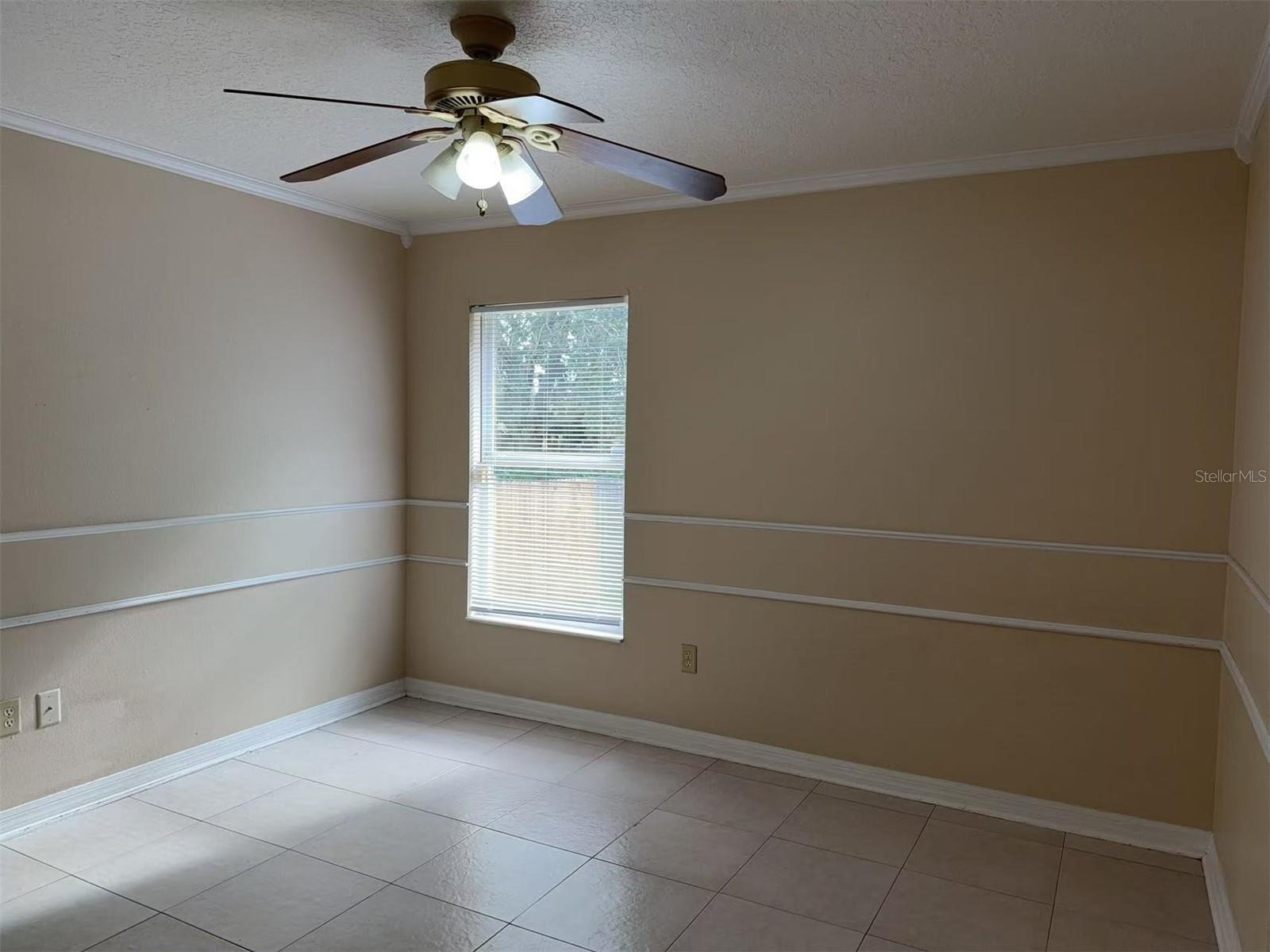 LOUISA POINTE PH 01 - Residential Lease