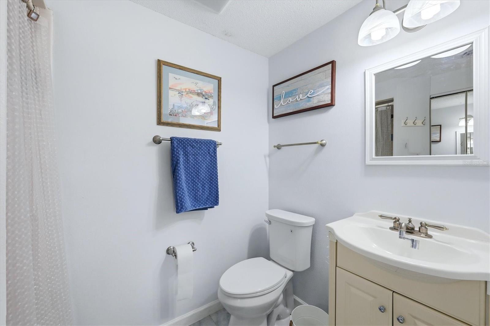 SOUTH VENICE - Residential