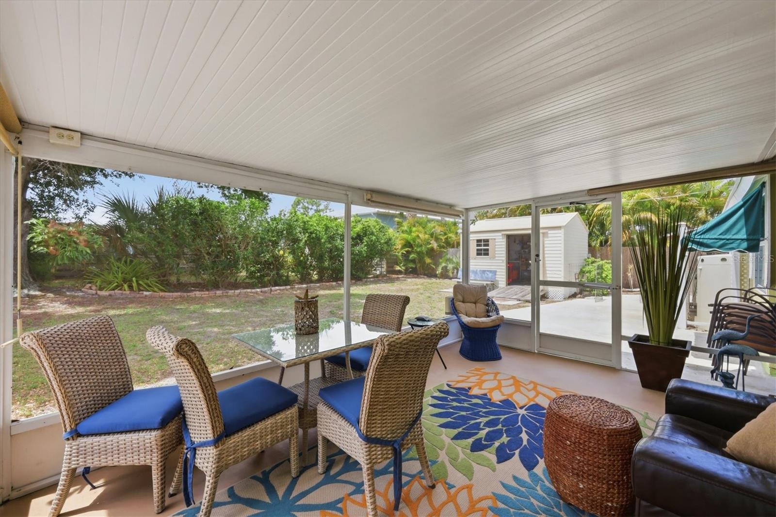 SOUTH VENICE - Residential