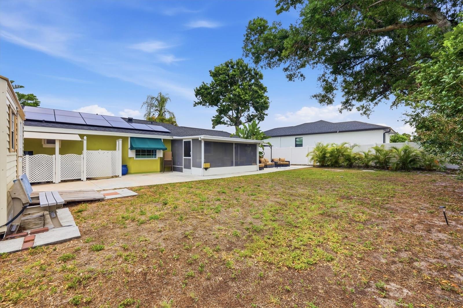 SOUTH VENICE - Residential