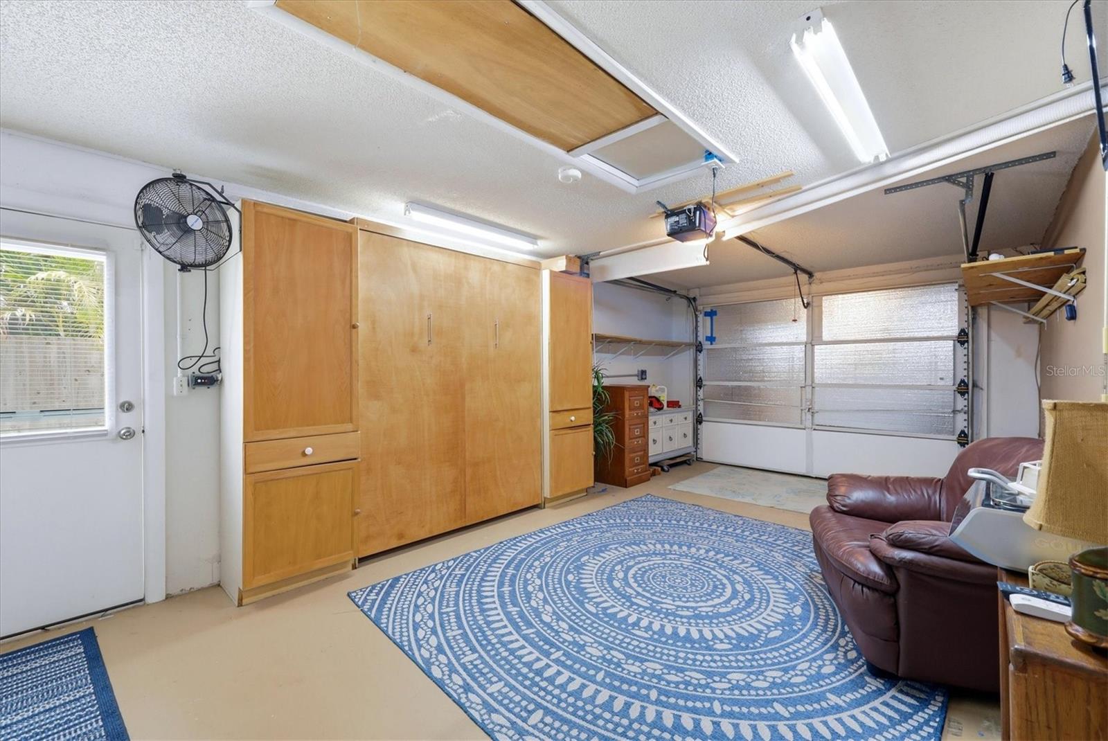 SOUTH VENICE - Residential