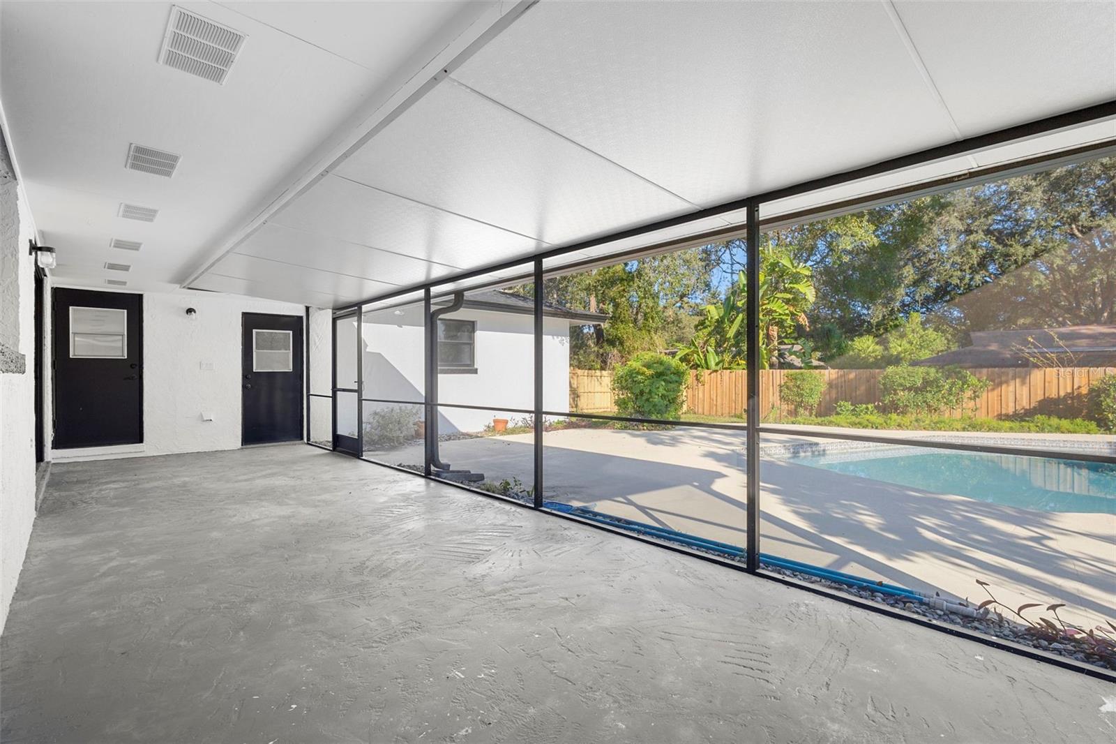 SWEETWATER OAKS - Residential