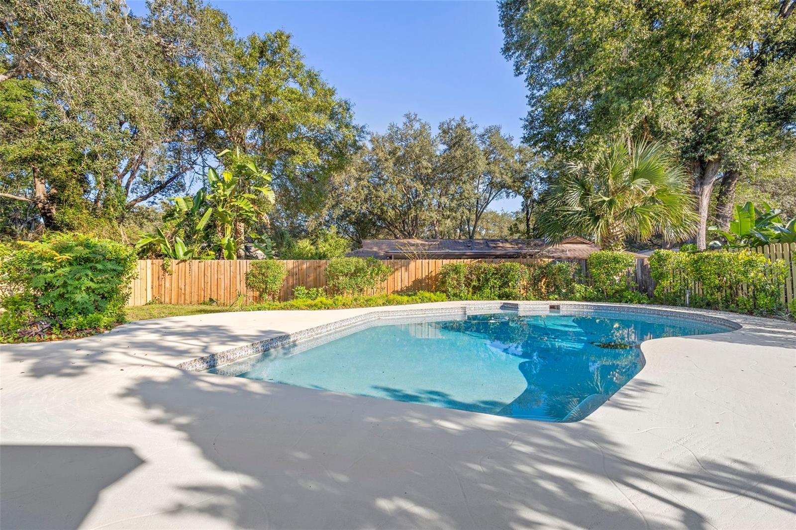 SWEETWATER OAKS - Residential