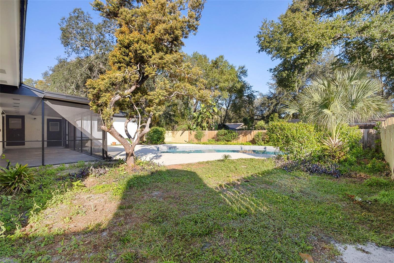 SWEETWATER OAKS - Residential