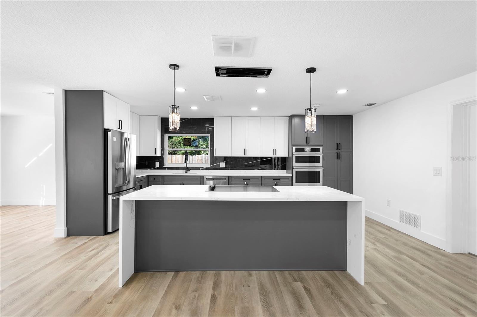 SWEETWATER OAKS - Residential