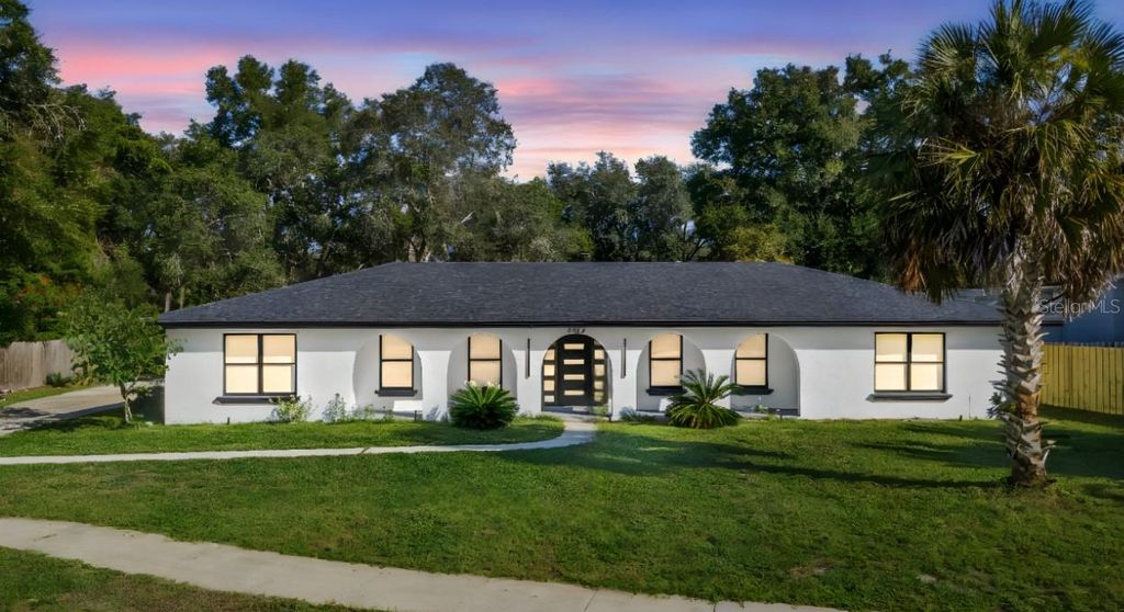 Photo of 302 Timbercove Circle, Longwood, FL 32779 (MLS # O6354478)