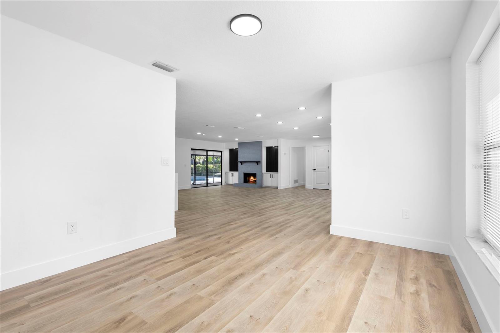 SWEETWATER OAKS - Residential